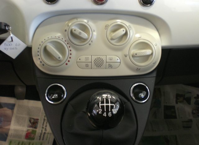 CIMG8878-640x466 Fiat 500 1.0 Hybrid Lounge +Pack Dolcevita solokm3600 PER NEOPATENTATI