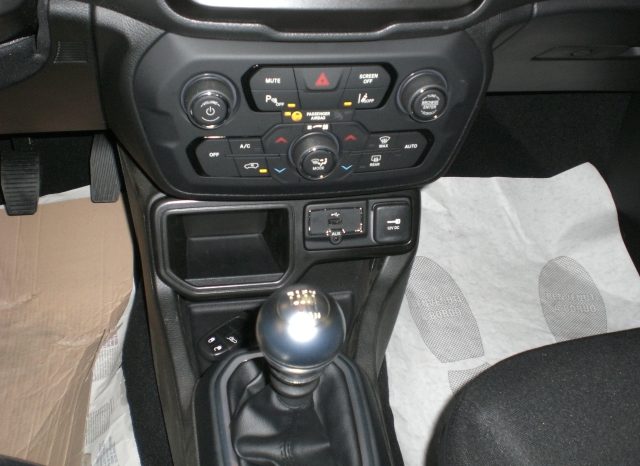 CIMG8905-640x466 Jeep Renegade 1.0 T3 120 cv Limited Night Eagle km0 2022+CERCHI'18+VETRI POST OSCURATI