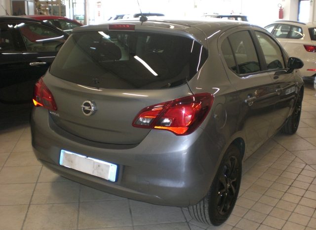 CIMG8994-640x466 Opel Corsa 1.2 5 porte  120° anniversario BICOLORE (ADATTA PER NEOPATENTATI)