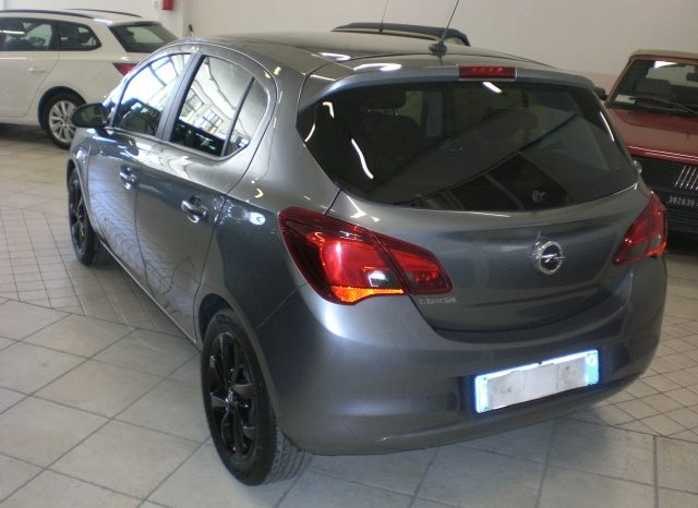 CIMG8995-640x466 Opel Corsa 1.2 5 porte  120° anniversario BICOLORE (ADATTA PER NEOPATENTATI)