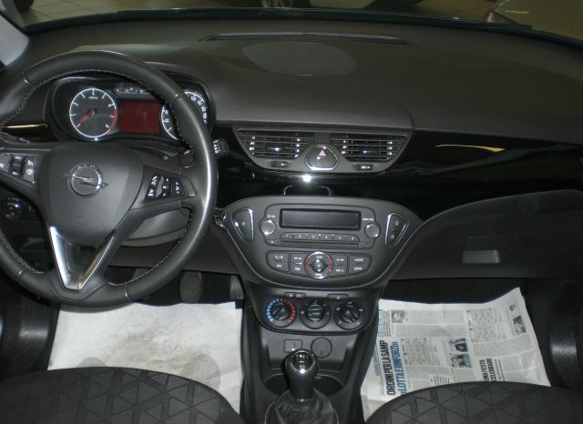 CIMG9001-640x466 Opel Corsa 1.2 5 porte  120° anniversario BICOLORE (ADATTA PER NEOPATENTATI)