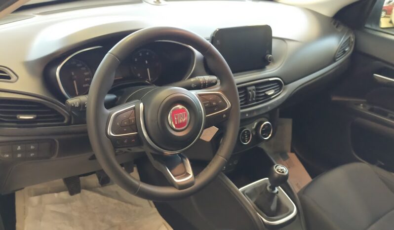 IMG20230414155053-798x466 Fiat Tipo 5 Porte 1.6 mjt 130cv City Life + Clima autom+sens parc post