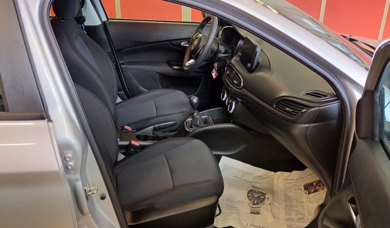 IMG20230414155713-798x466 Fiat Tipo 5 Porte 1.6 mjt 130cv City Life + Clima autom+sens parc post