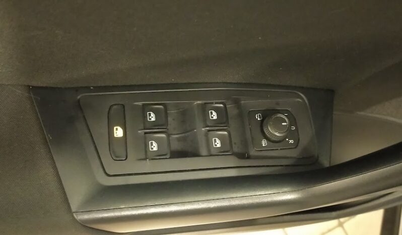IMG20260224184732-798x466 Volkswagen T-Roc 2.0 TDI 150cv DSG Style anno 2023 km 50000
